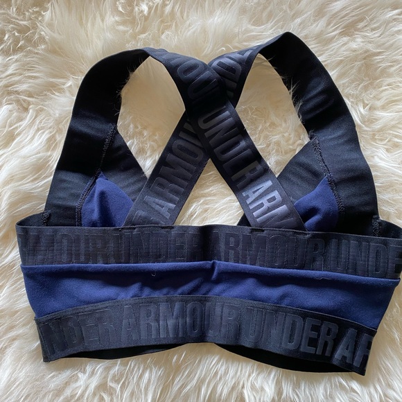 Under Armour Opening Night Strappy Sports Bra - Picture 3 of 5